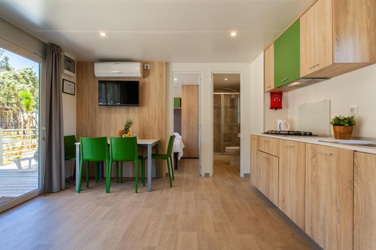 Mobile Homes Rapoca Nerezine Exterior photo